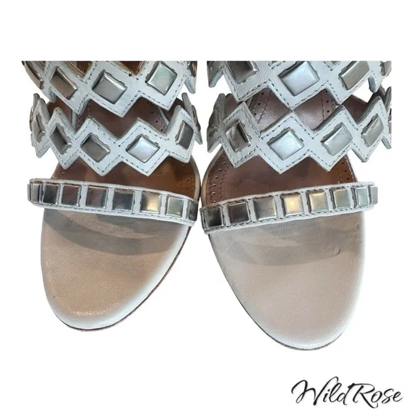 ALAÏA White calfskin LASER CUT stud SANDAL SZ 35.5 - Picture 6 of 17